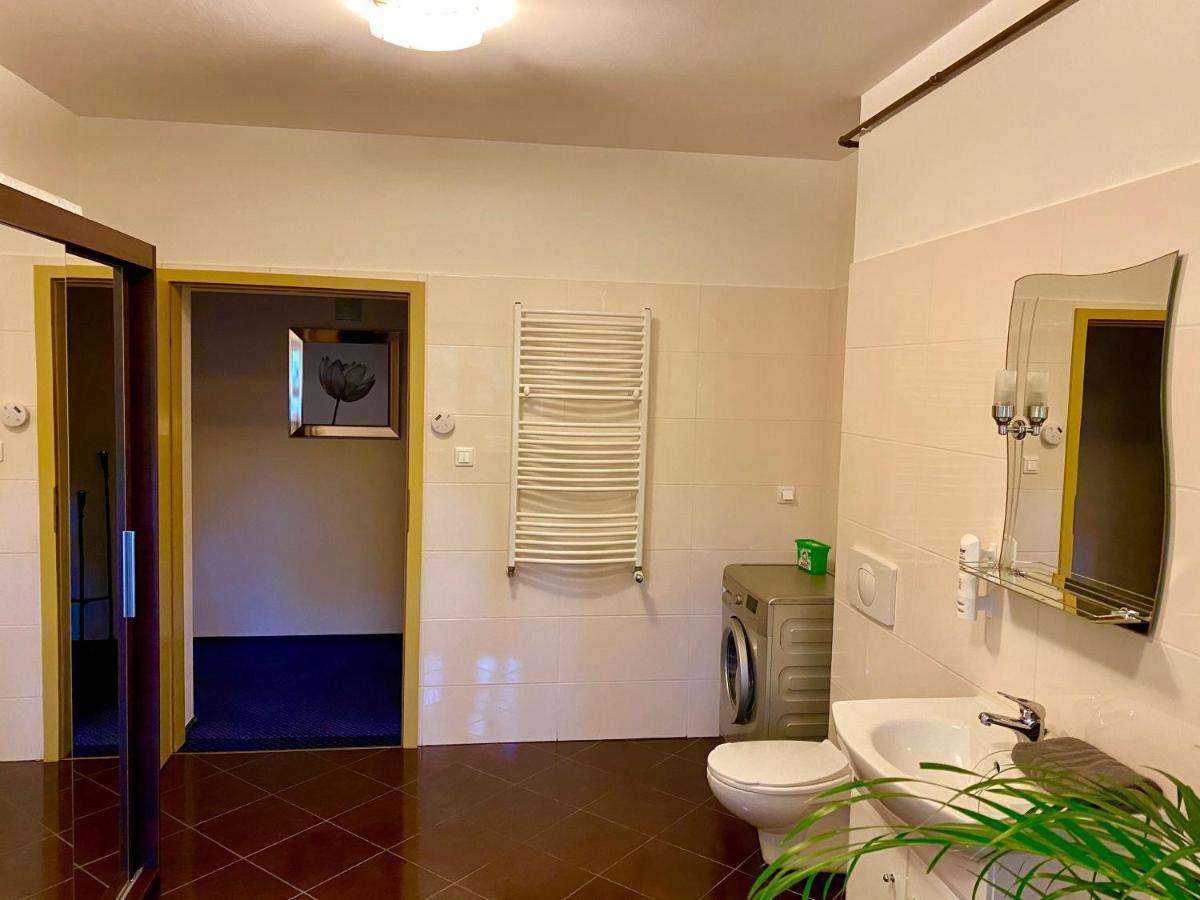 Las Slupski Premium Apartament Nr6 Wifi Netflix Smart Tv50 Two Bedrooms Two Extra Large Double Beds Up To 6 People Full Pleasure Quality Stay (Adults Only) Exterior photo